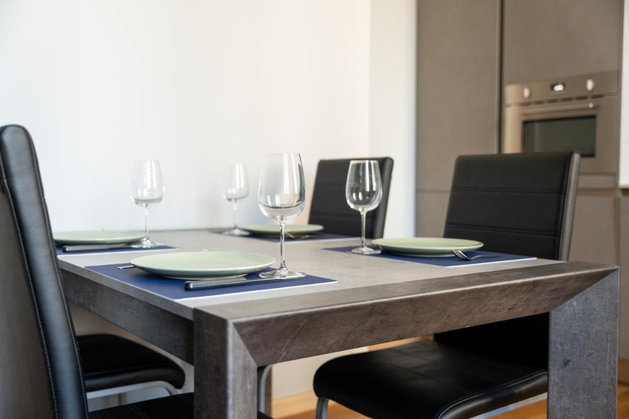 5 Min Duomo Luxury Home In Brera Design District Milano Dış mekan fotoğraf